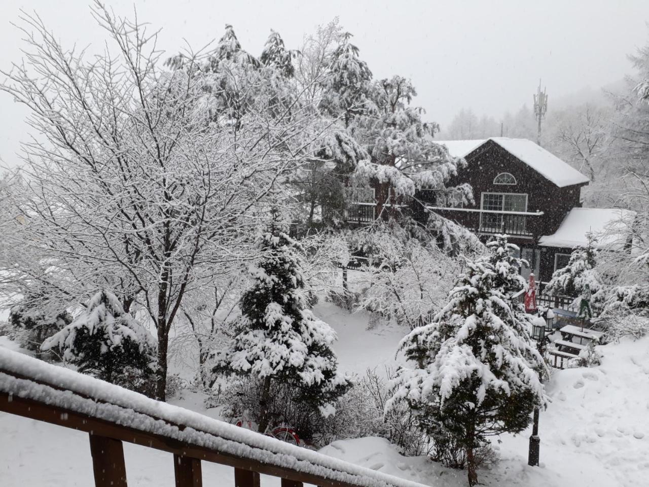 Mayfare Narsha Pyeongchang Villa Esterno foto